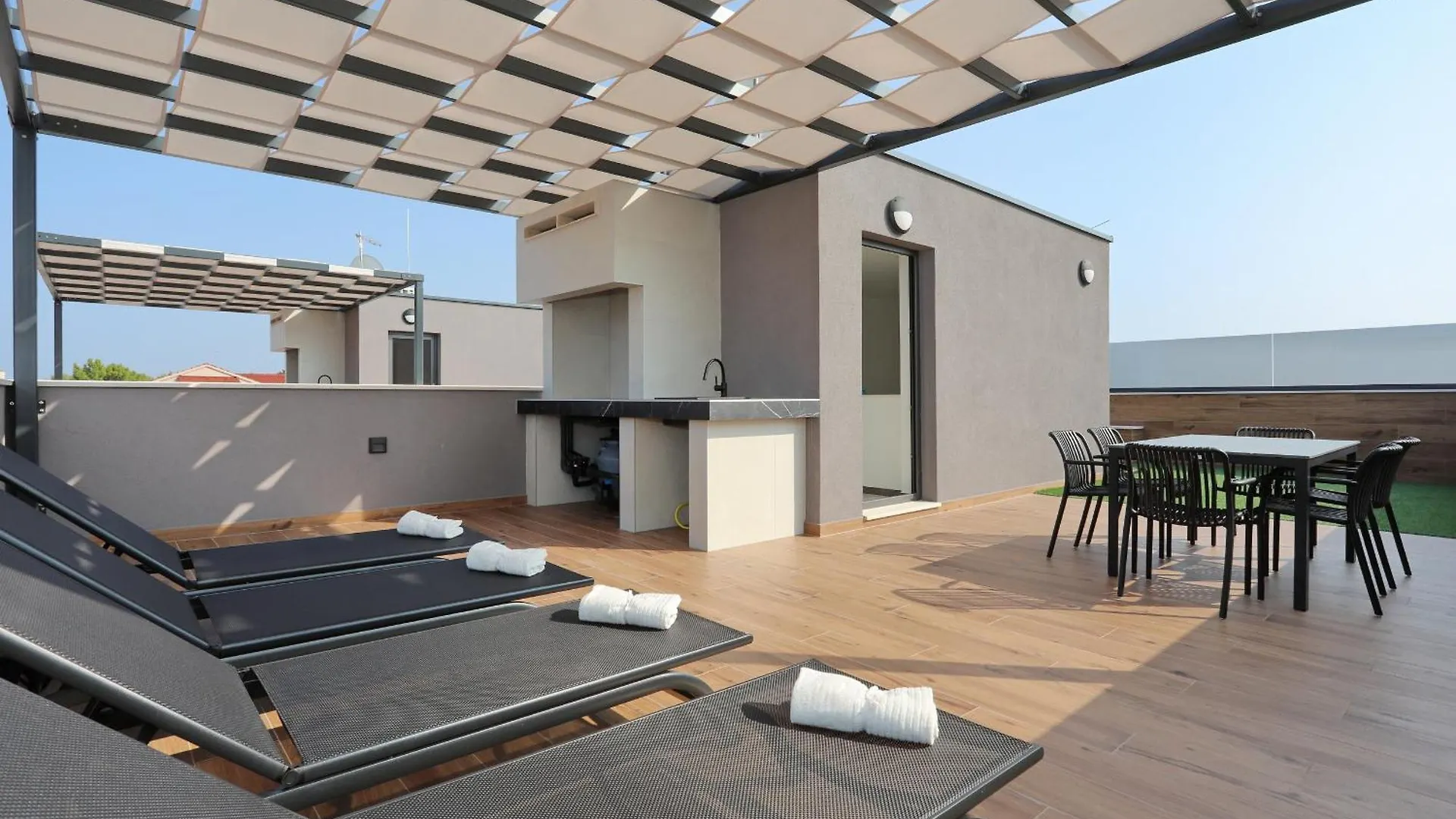 K2-Penthouse With Sea View And Heated Pool Διαμέρισμα Vir 0*,